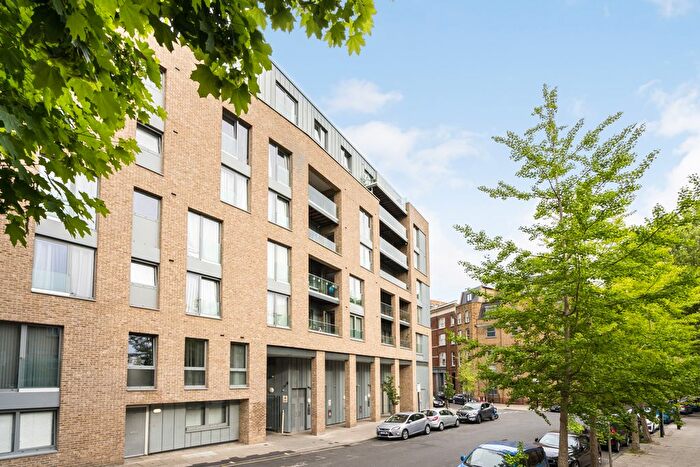 1 Bedroom Flat To Rent In Boleyn Road, Hackney, N16