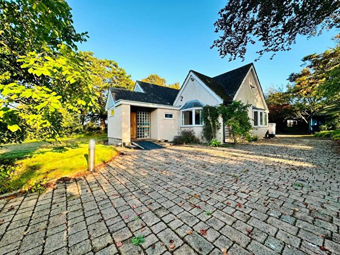 3 Bedroom Bungalow For Sale In Uplowman Road, Tiverton, EX16