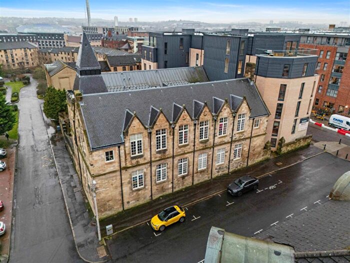 2 Bedroom Flat For Sale In / Lumsden Street, Yorkhill, G3