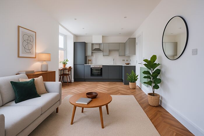 2 Bedroom Duplex For Sale In Elmdene Road, London, SE18