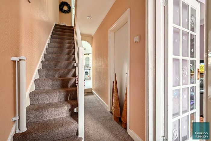 3 Bedroom Terraced House For Sale In Payne Avenue, Hove, BN3