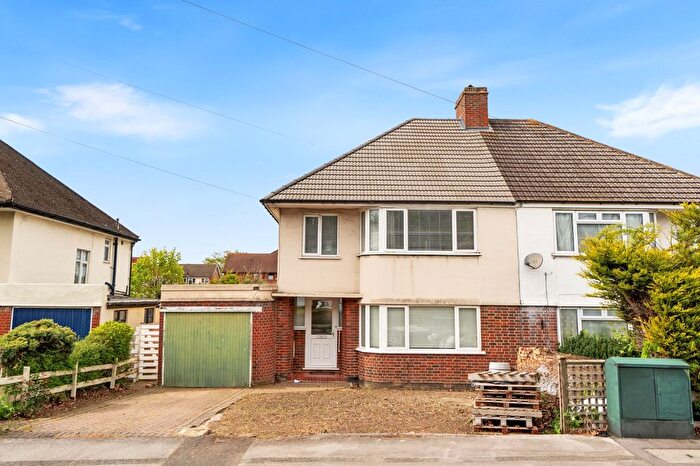 3 Bedroom Semi Detached House For Sale In Cressingham Grove, Sutton, SM1