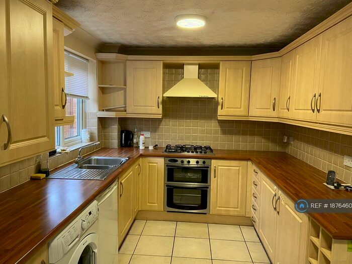 3 Bedroom Semi-Detached House To Rent In Marshmont Way, Birmingham, B23