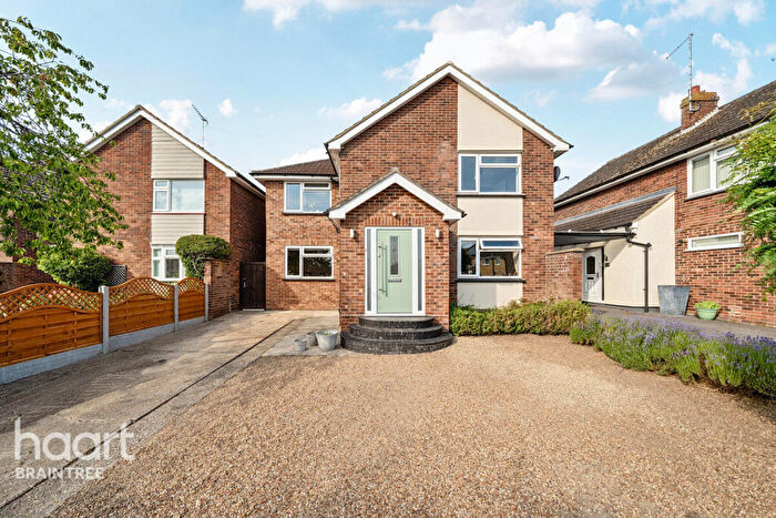5 Bedroom Detached House For Sale In Carrington Way, Braintree, CM7