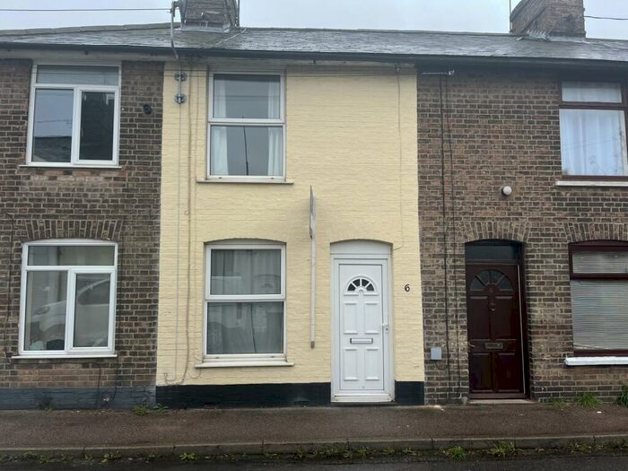 2 Bedroom House To Rent In Bond Street, Stowmarket, Suffolk, IP14