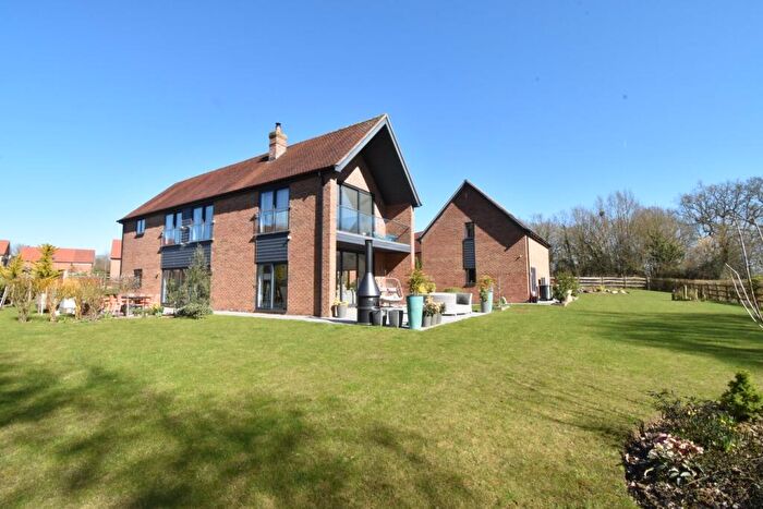 5 Bedroom Detached House For Sale In Boughton Park, Grafty Green, Maidstone, ME17