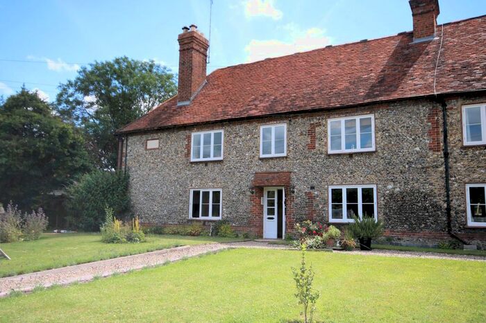 2 Bedroom Flat To Rent In Malthouse, Millend, Henley-On-Thames, Oxfordshire, RG9