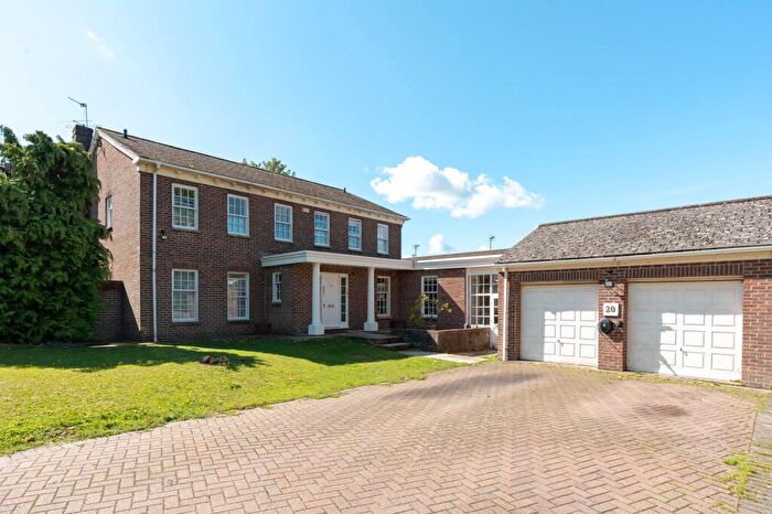 4 Bedroom Detached House For Sale In Harberton Mead, Headington, OX3