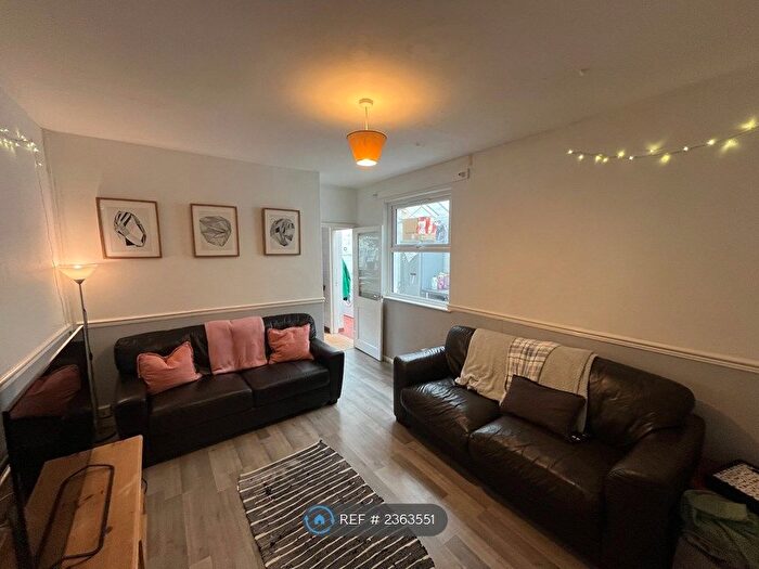 5 Bedroom Terraced House To Rent In Monthermer Road, Cardiff, CF24