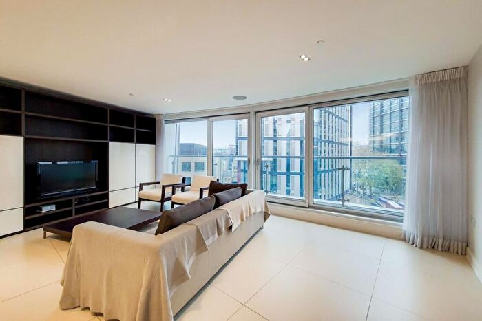 2 Bedroom Apartment For Sale In Bezier Apartments, Shoreditch, EC1Y