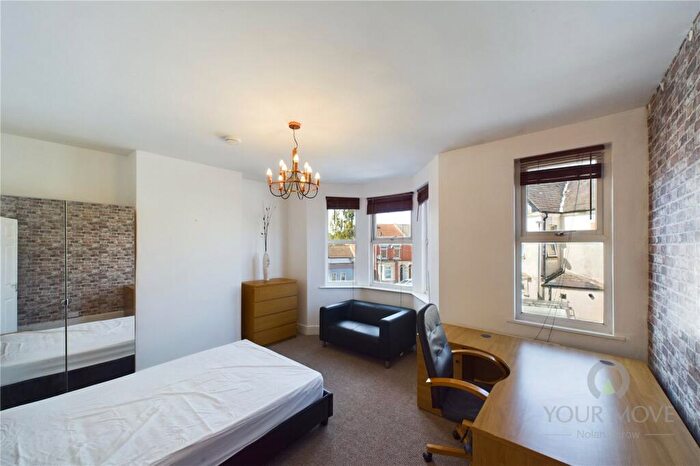 5 Bedroom House To Rent In Abington Avenue, Northampton, NN1