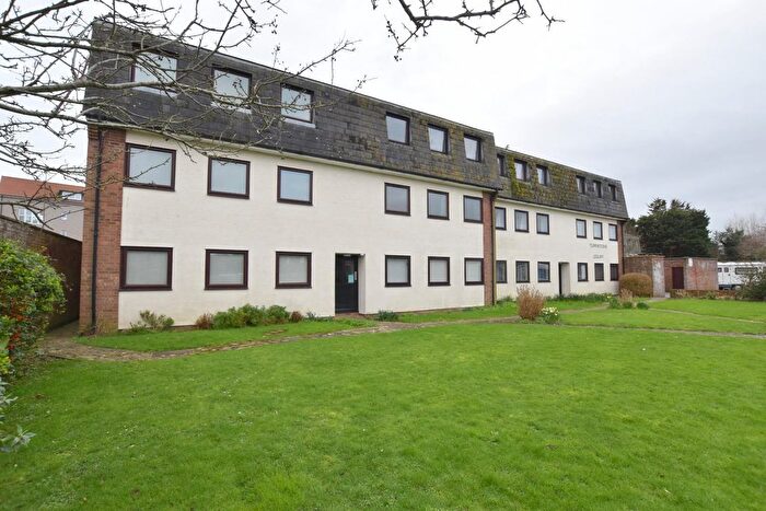 2 Bedroom Flat For Sale In Cedar Crescent, St. Marys Bay, Romney Marsh, TN29
