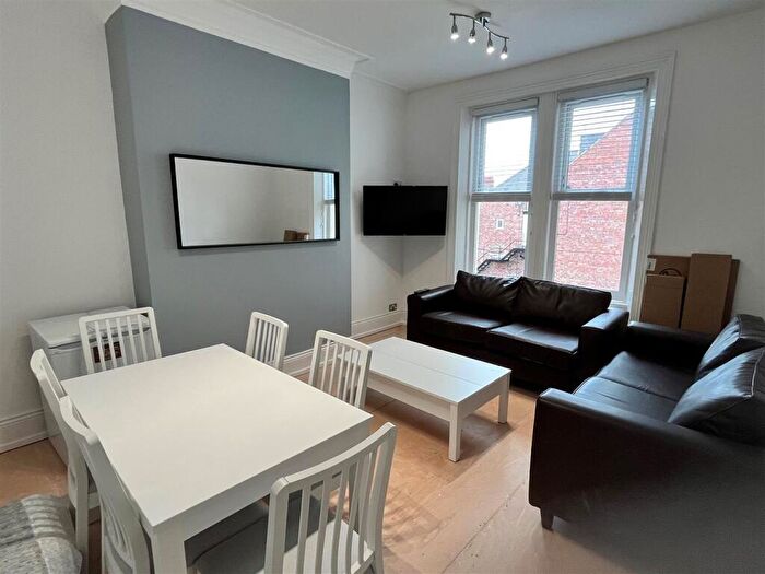 5 Bedroom House To Rent In St. Georges Terrace, Jesmond, Newcastle Upon Tyne, NE2