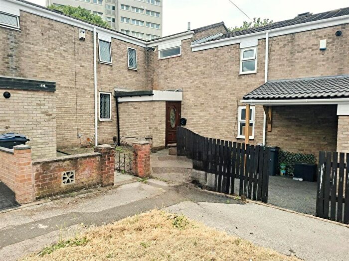4 Bedroom Terraced House For Sale In Barnford Close, Small Heath, Birmingham, B10