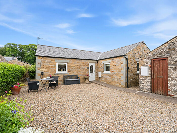 2 Bedroom Detached Bungalow For Sale In The Fold Market Place, Leyburn, DL8