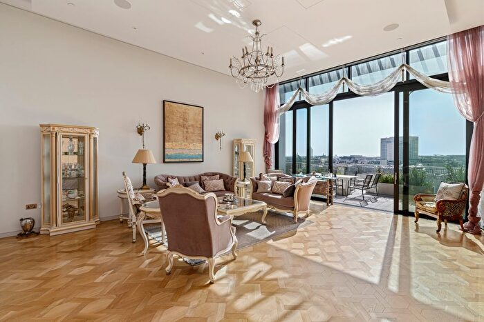 4 Bedroom Flat For Sale In Pearson Square, Fitzrovia, London, W1T