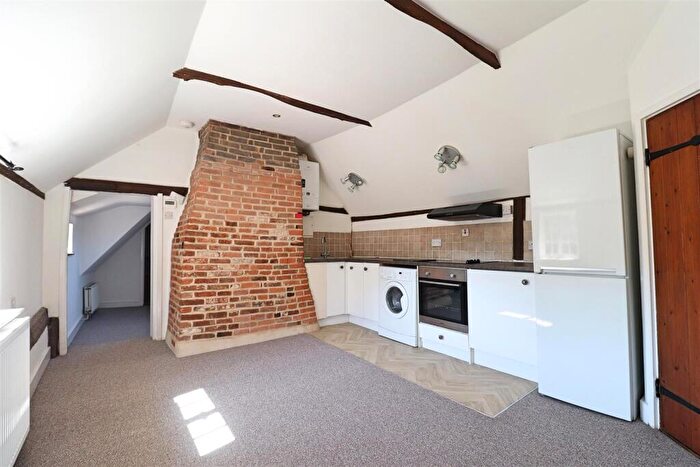 1 Bedroom Apartment To Rent In Rayne Road, Braintree, CM7