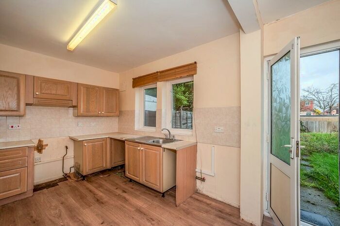 3 Bedroom Semi-Detached House To Rent In Holburne Road, London, SE3