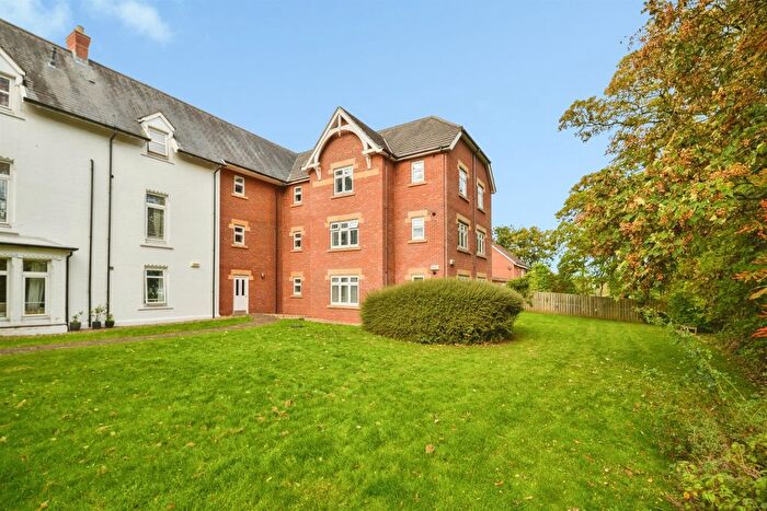 3 Bedroom Flat For Sale In The Ladle, Middlesbrough, TS4