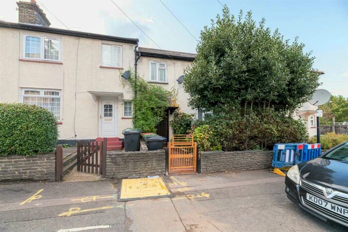 3 Bedroom House To Rent In South Countess Road, London, E17