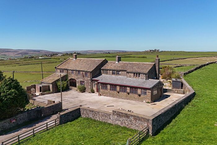 5 Bedroom Detached House For Sale In Off Denholme Road, Oxenhope, West Yorkshire, BD22