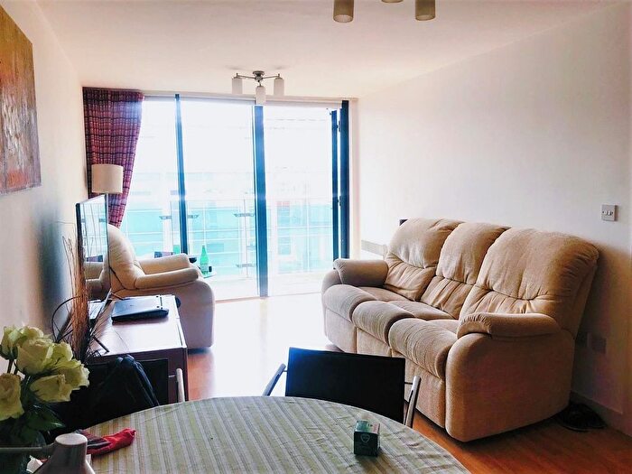 1 Bedroom Flat To Rent In Lovell House, Skinner Lane, Leeds, LS7