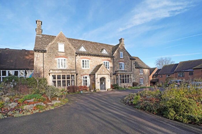 1 Bedroom Apartment For Sale In Parsonage Court, Highworth, SN6