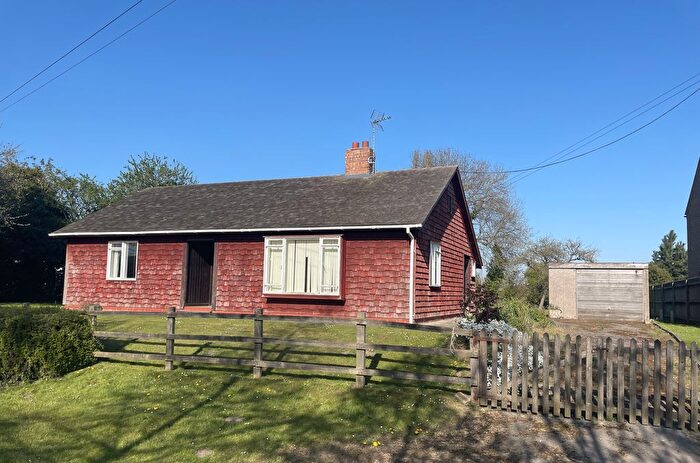 3 Bedroom Detached Bungalow For Sale In Elmore Back, Elmore, Gloucester, GL2