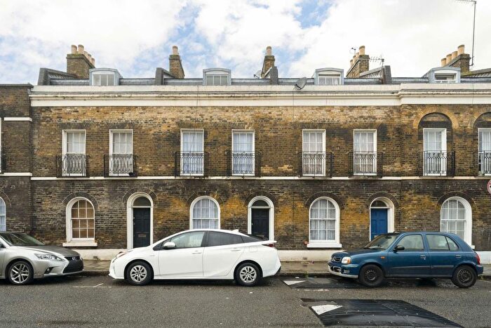 3 Bedroom Property To Rent In Jubilee Street, Whitechapel, E1