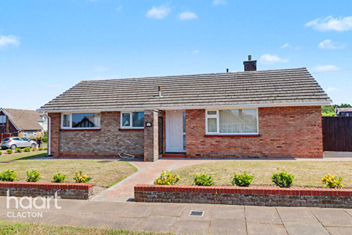 3 Bedroom Detached Bungalow For Sale In Mountview Road, Clacton-On-Sea, CO15