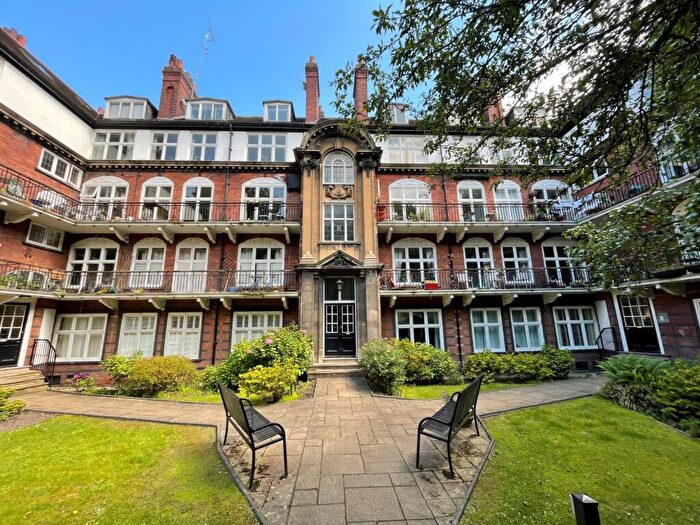 1 Bedroom Flat To Rent In Grange Court, North Grange Mount, Headingley, Leeds, LS6