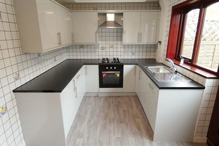 3 Bedroom Semi-Detached House To Rent In Hellifield, Preston, PR2