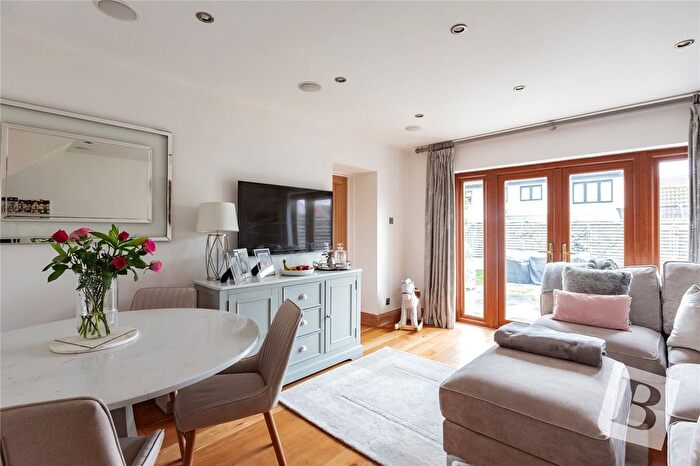 2 Bedroom Semi-Detached House For Sale In Fairbank Close, Ongar, Essex, CM5