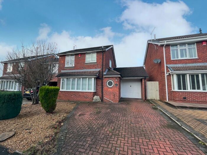 3 Bedroom Detached House To Rent In Rutherford Avenue, Newcastle, Staffordshire, ST5