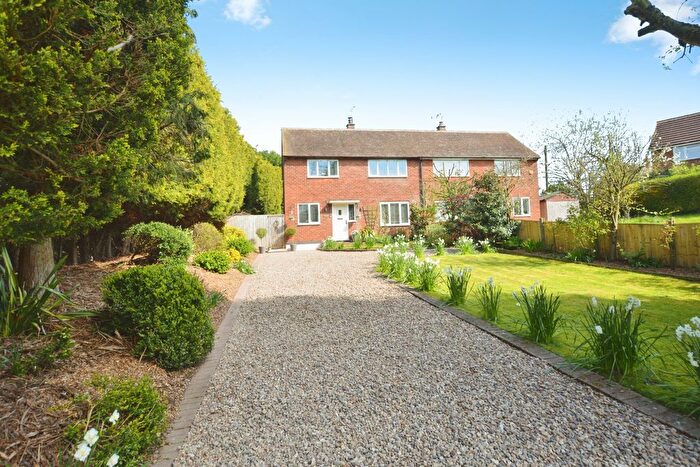 3 Bedroom Semi Detached House For Sale In Kirklington Road, Eakring, NG22