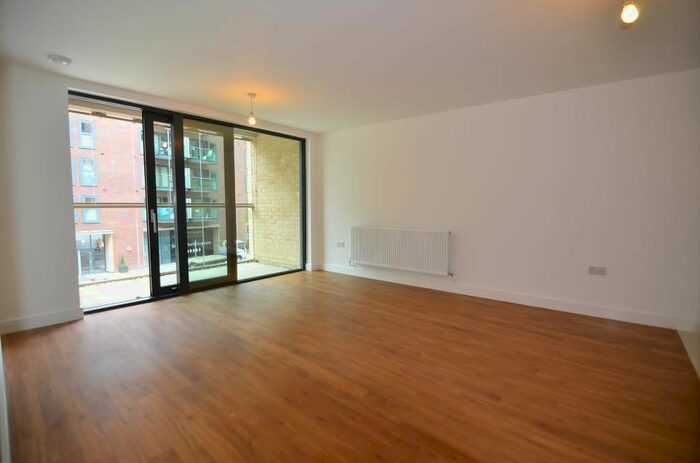 1 Bedroom Flat To Rent In Victoria House Surrey Quays Road, Canada Water, London, SE16