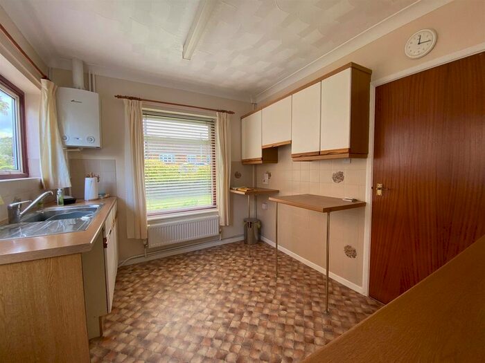 2 Bedroom Detached Bungalow For Sale In Conrad Road, Oulton Broad