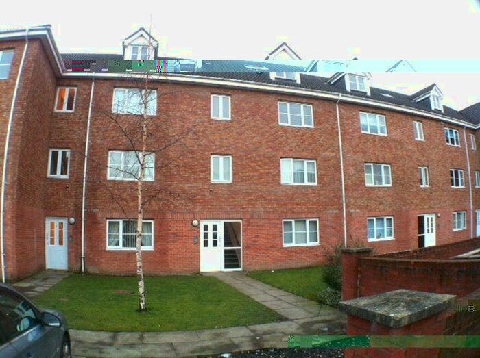 2 Bedroom Flat To Rent In Tullis Gardens, Glasgow, G40