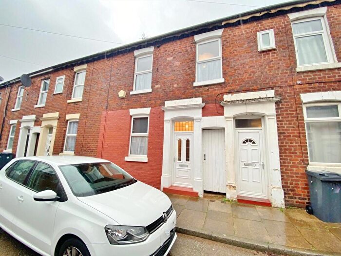 3 Bedroom House To Rent In Henderson Street, Preston, PR1