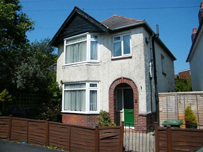 3 Bedroom House To Rent In Steuart Road, Bitterne, SO18