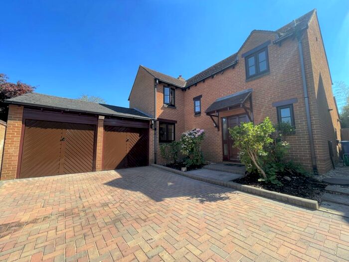 4 Bedroom Detached House To Rent In Goughs Lane, Warfield, Bracknell, Berkshire, RG12
