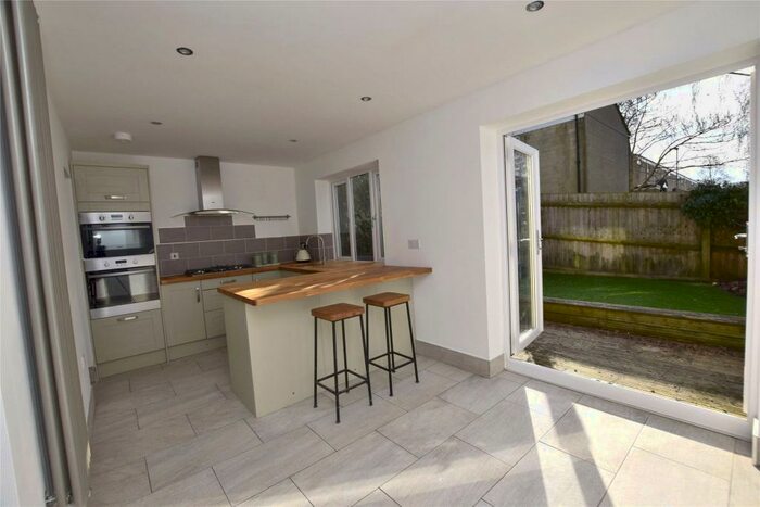 2 Bedroom House To Rent In Meare Road, Bath, BA2