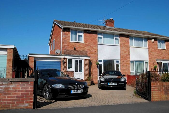 3 Bedroom Terraced House To Rent In Brentry Lane, Bristol, BS10