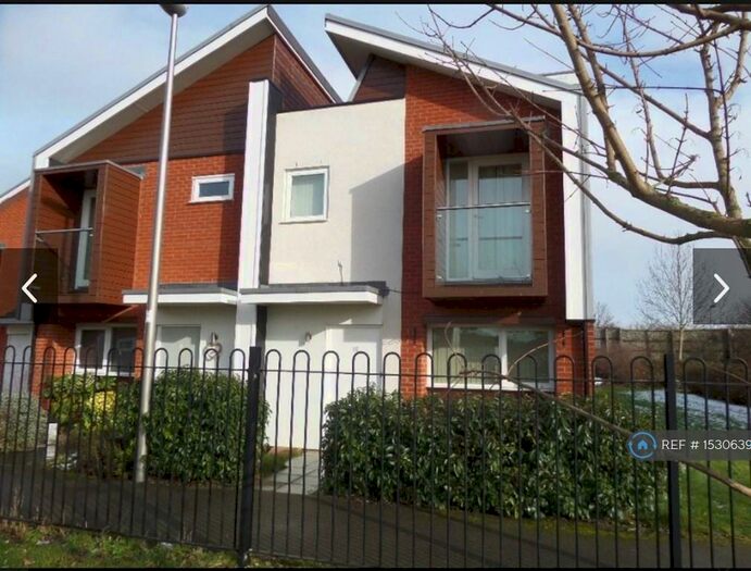 3 Bedroom Semi-Detached House To Rent In Papworth Close, Newport Pagnell, MK16