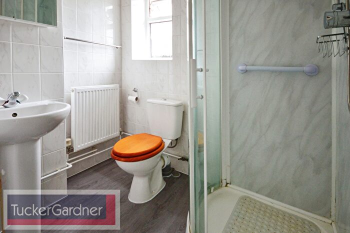 2 Bedroom Detached Bungalow To Rent In St. Andrews Close, Cambridge, CB22
