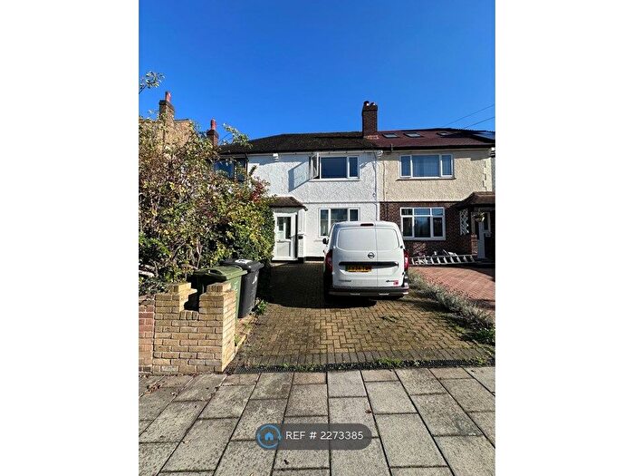 2 Bedroom Terraced House To Rent In London, London, SE21