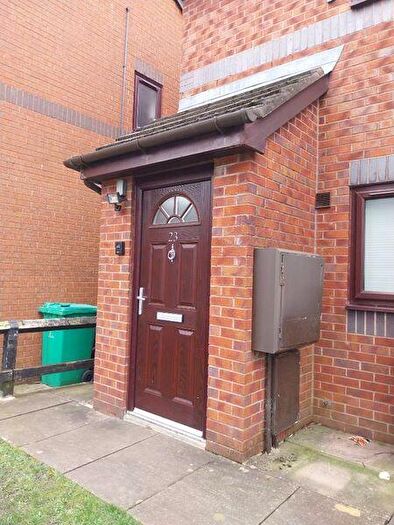 1 Bedroom Flat To Rent In Stanbrook Street, Manchester, Greater Manchester, M19