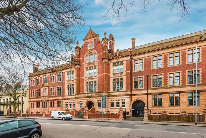 1 Bedroom Flat To Rent In Richmond Terrace, Brighton, BN2