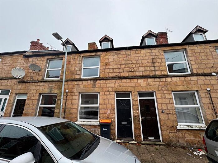 2 Bedroom Property For Sale In Chatsworth Street, Sutton-In-Ashfield, NG17