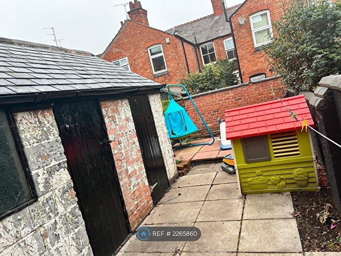 3 Bedroom Terraced House To Rent In Ivy Road, Leicester, LE3